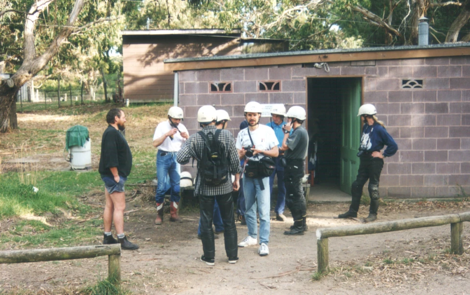 Australien 1998 - 05a-vorbereitung-zum-reiten