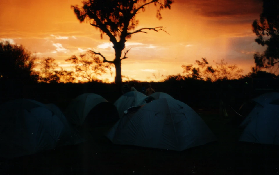 Australien 1998 - 49a-brenender-himmel-kings-canyon