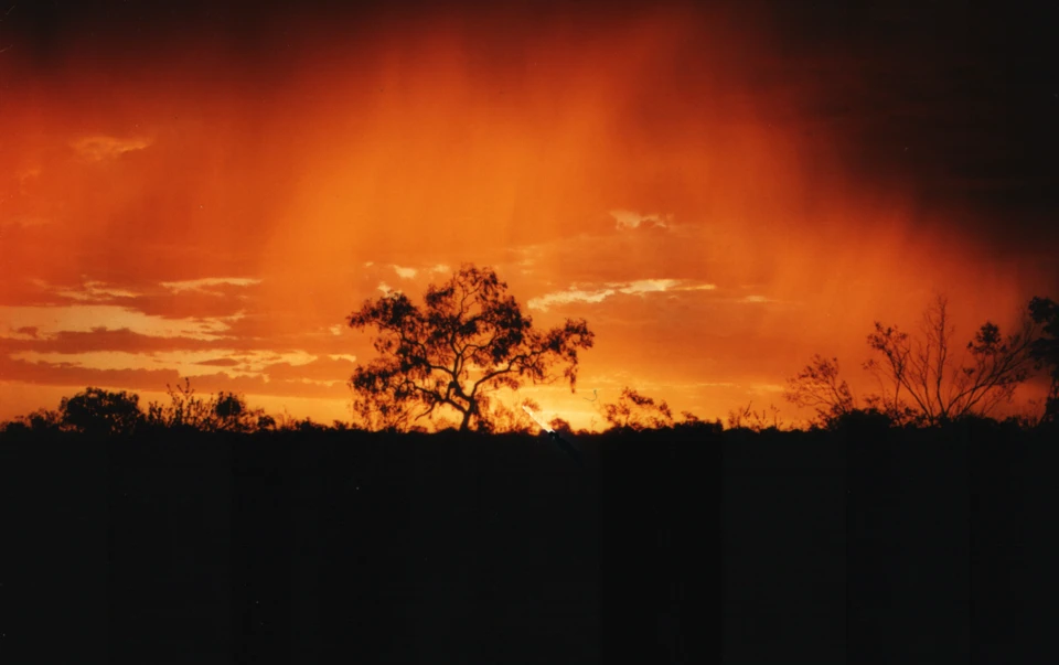 Australien 1998 - 51-brenender-himmel-kings-canyon